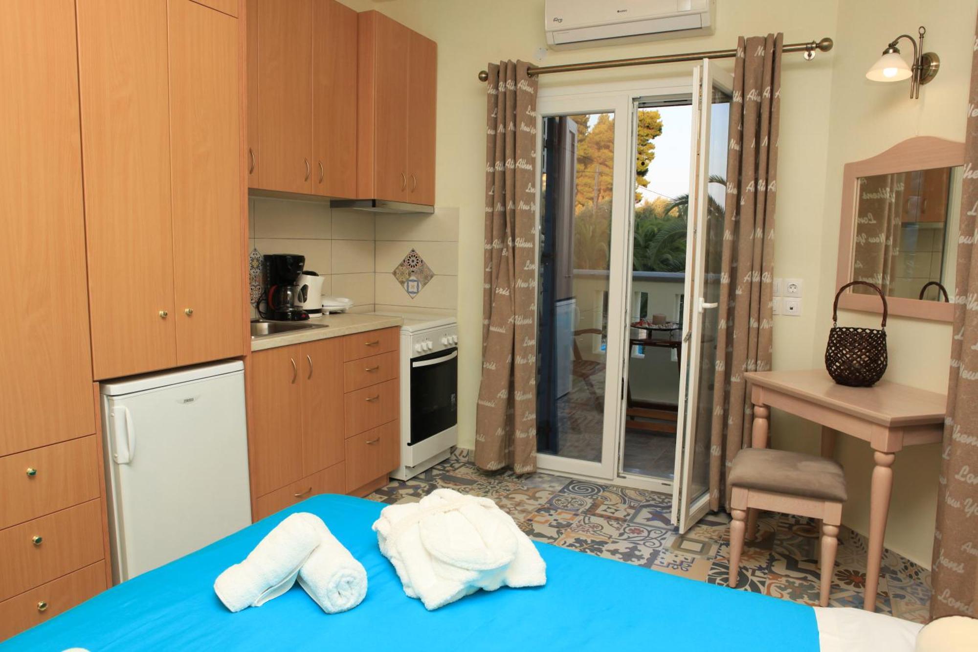 Stafylos Suites & Boutique Hotel Номер фото